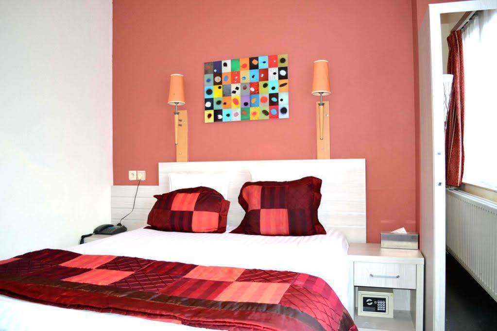 Hotel Auberge Van Strombeek Jette Ngoại thất bức ảnh