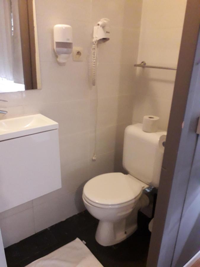 Hotel Auberge Van Strombeek Jette Ngoại thất bức ảnh